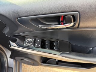 /photos/12922/12389a02-a437-4a78-9a5d-363e8de93824_i320x240.jpg