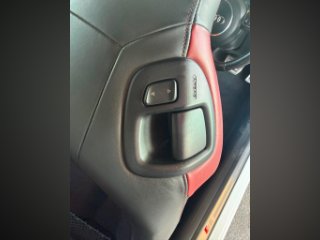 /photos/12922/1e0f21d7-b73c-4ad4-b1ec-c76ee14fb99e_i320x240.jpg