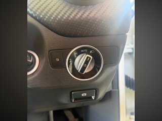/photos/12922/941fd3f4-082a-422d-a3d1-106acd933c5c_i320x240.jpg