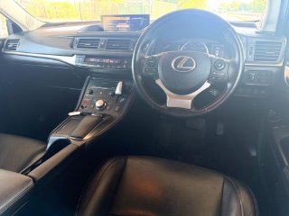 /photos/12922/9bd6f935-773b-4ce3-87dd-3af572a44dc1_i320x240.jpg